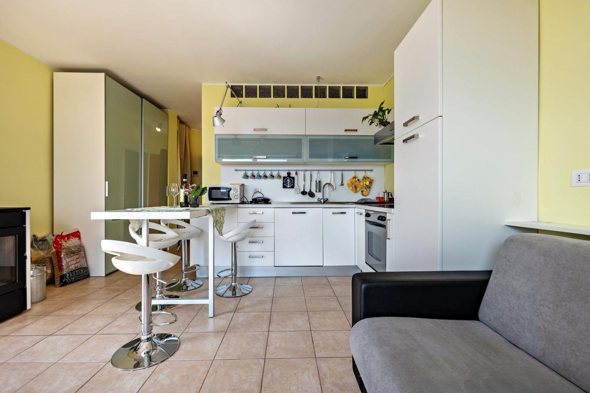 Casa Sara With Swimming Pool Apartment ริวาเดลการ์ดา ภายนอก รูปภาพ