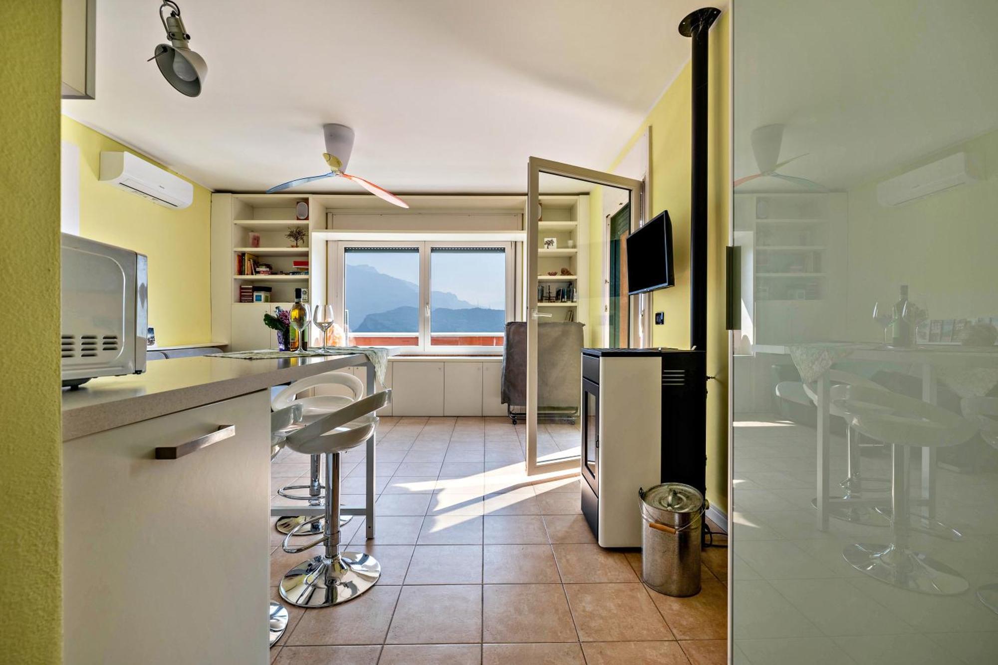 Casa Sara With Swimming Pool Apartment ริวาเดลการ์ดา ภายนอก รูปภาพ